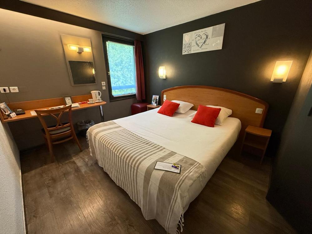 Brit Hotel Besancon L'Horloge Dış mekan fotoğraf